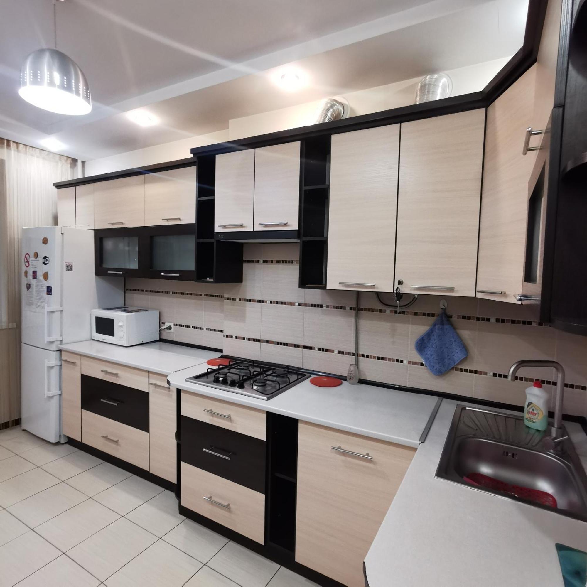 Big Apartment In Rivne Center المظهر الخارجي الصورة